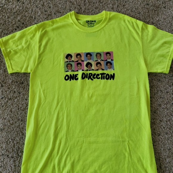 One direction yellow tshirt, size medium - Picture 4 of 4